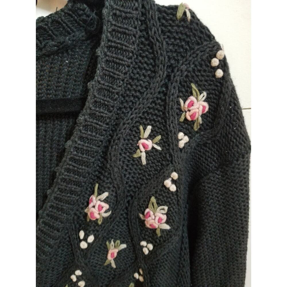 Vintage Hunters Run Cardigan Sweater Womens Floral Embroidered Cottage Granny